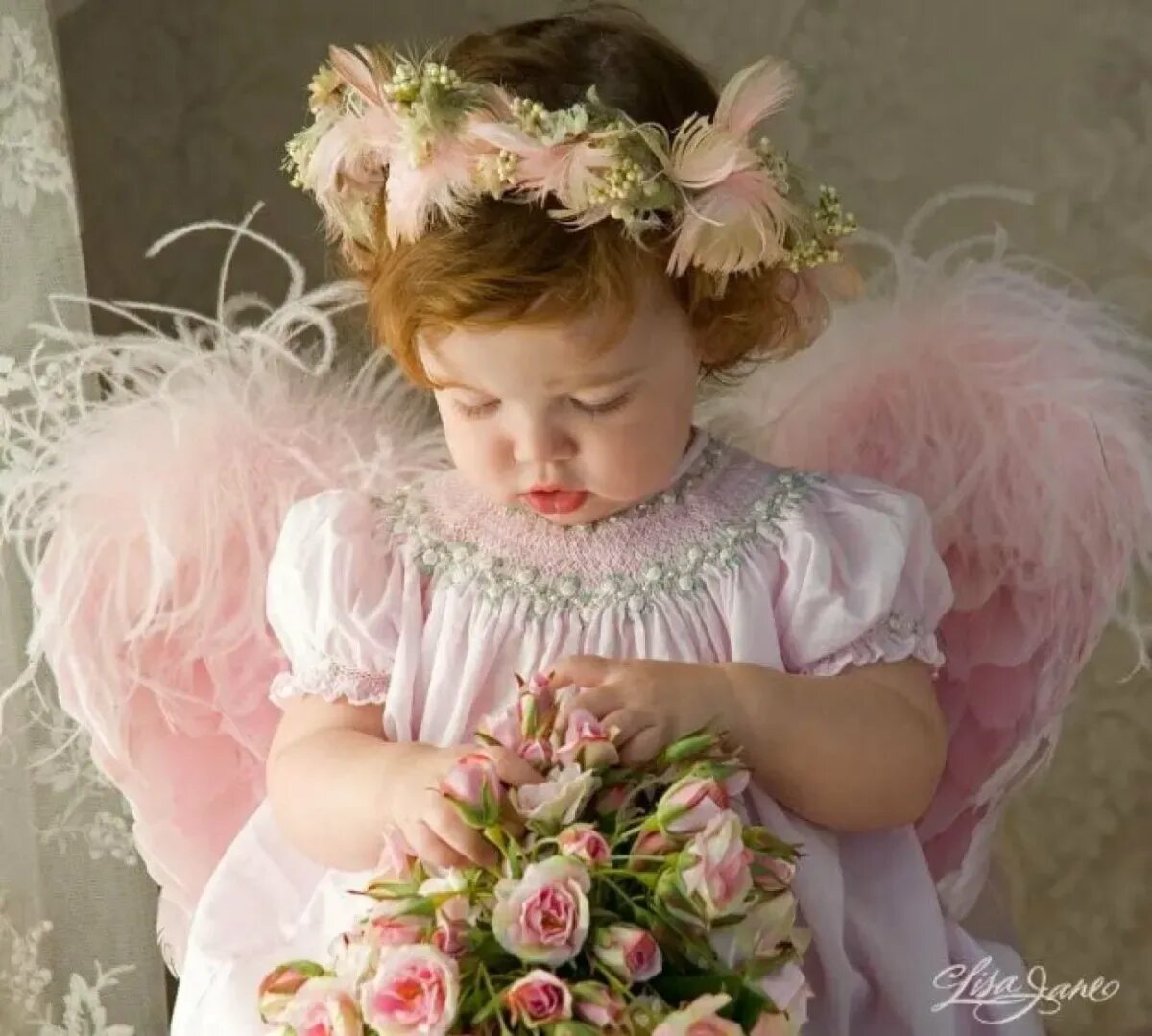 Красивые картинки с днем ангела валентины. День ангела. Красивые ангелочки. Маленький ангел.