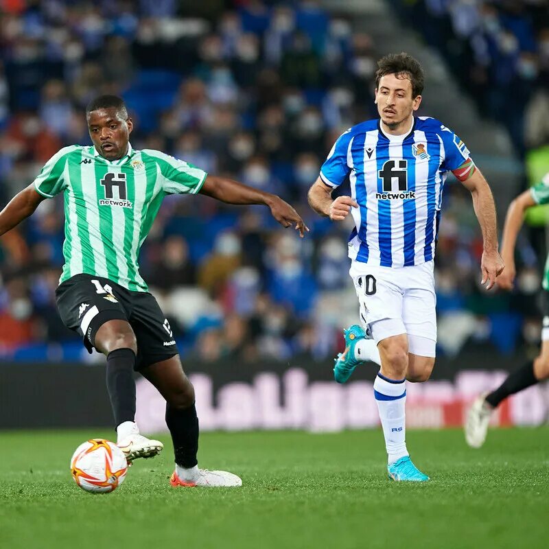 Футболист реал сосьедад орьесабараль. Чемпионат испании. Райо реал прямой эфир. Райо вальекано реал сосьедад. Реал сосьедад игроки.