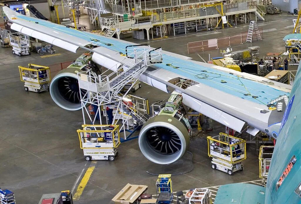 Крыло Boeing 747-8. 747-8 Двигатели. Двигатель Боинг 747. Фюзеляж Боинг 777