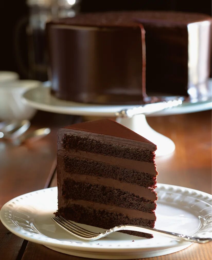 Шоколадный торт с шоколадным ганашом. Ганаш для торта шоколадный. Шоколад для ганаша. Шоколадный крем ганаш.