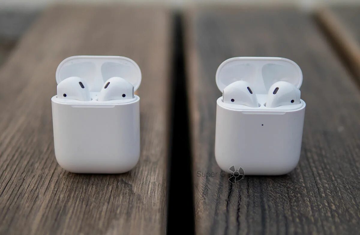 Apple AIRPODS 2.1. AIRPODS 1 И 2. Наушники аирподс 1 поколения. AIRPODS 1.1.