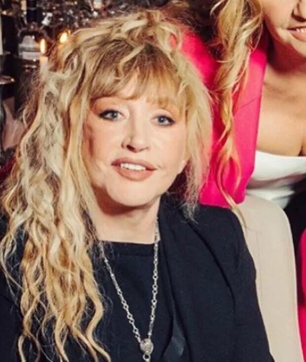 Пугачева после. Пугачева 1970. Пугачева после. Пугачева после. Пугачева сейчас.