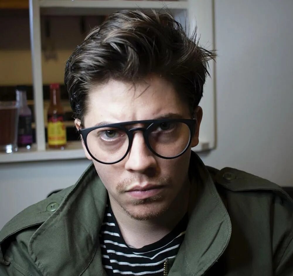 Rusty cage crowley. Rusty певец. Rusty jacks блюз. Rusty cage. Rusty cage.