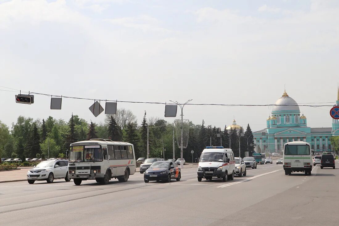 Курск фото 2022. Транспортный поток Курска. Курский общественный транспорт. Парк автобусов.