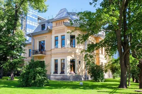 Константиновском проспекте