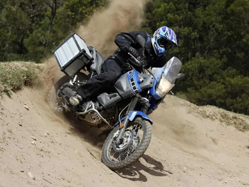 Yamaha 650 турэндуро. Ктм мотоциклы турэндуро. Мотоцикл хонда туристический эндуро. Ducati multistrada enduro. Хонда турэндуро 650.