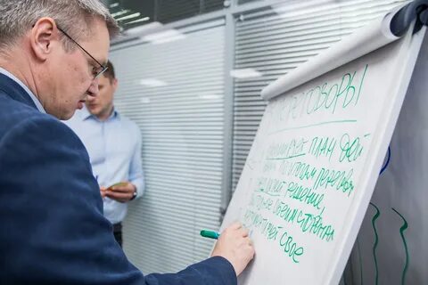 Иностранцам запретили продавать