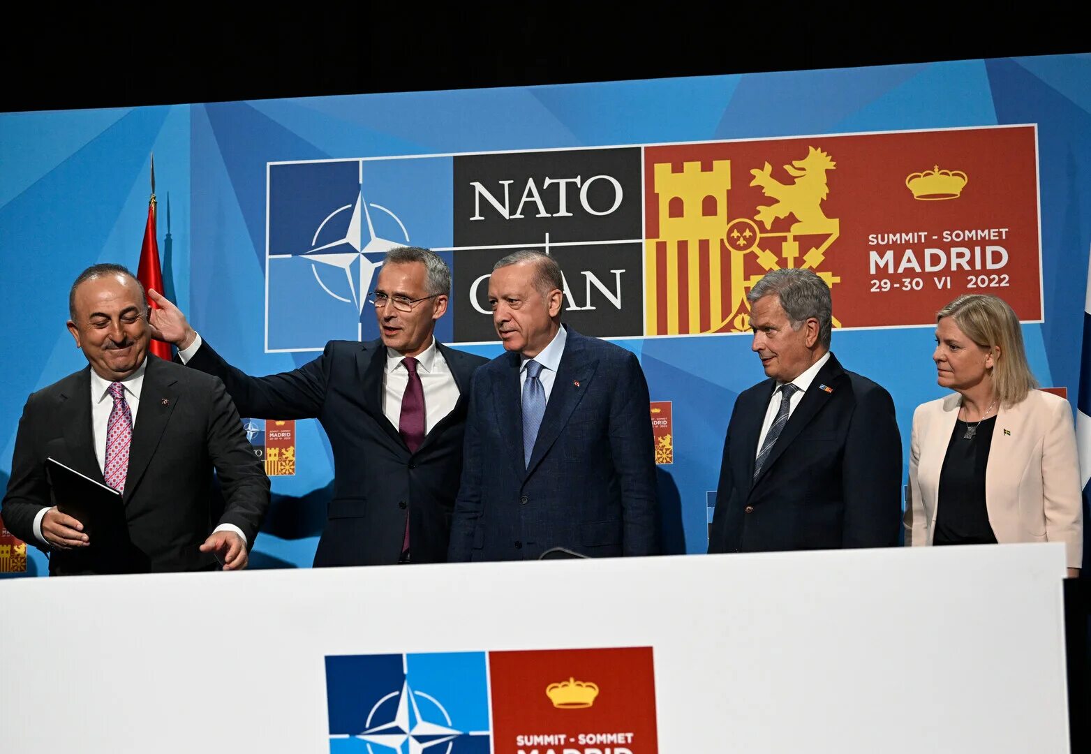 Вступление Швеции в НАТО. Финляндия и Швеция в НАТО. Переговоры стран. Саммит НАТО В Мадриде.