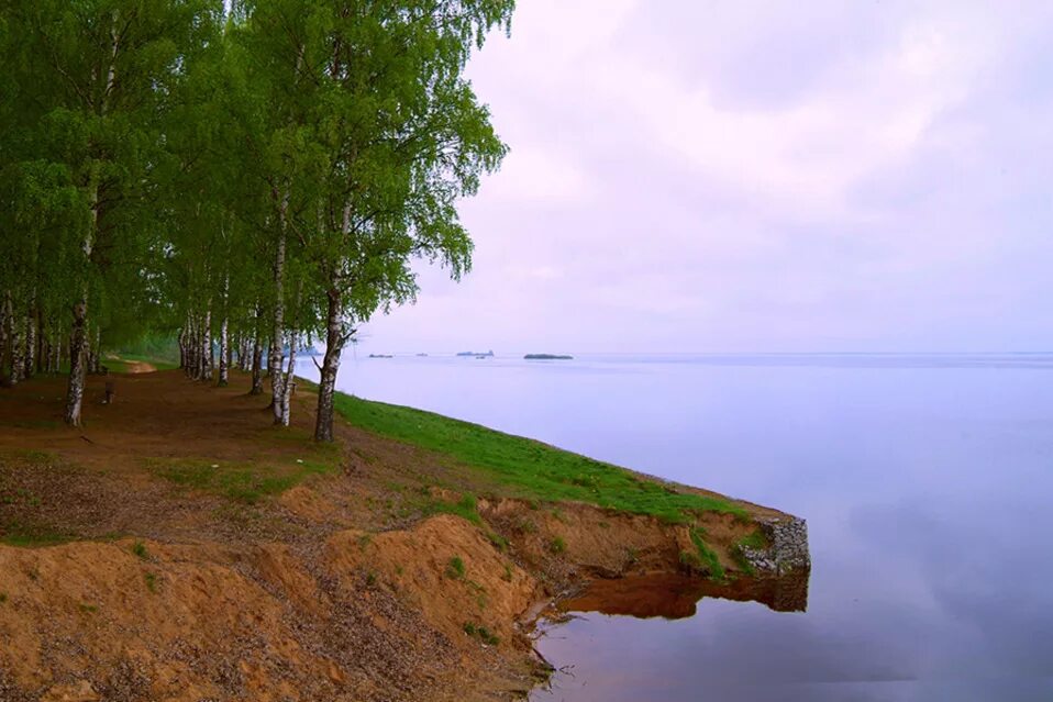 Места на рыбинском. Рыбинское водохранилище Череповец. Весьегонск Рыбинское водохранилище. Рыбинское водохранилище Весьегонск пляж. Рыбинское водохранилище Рыбинск.