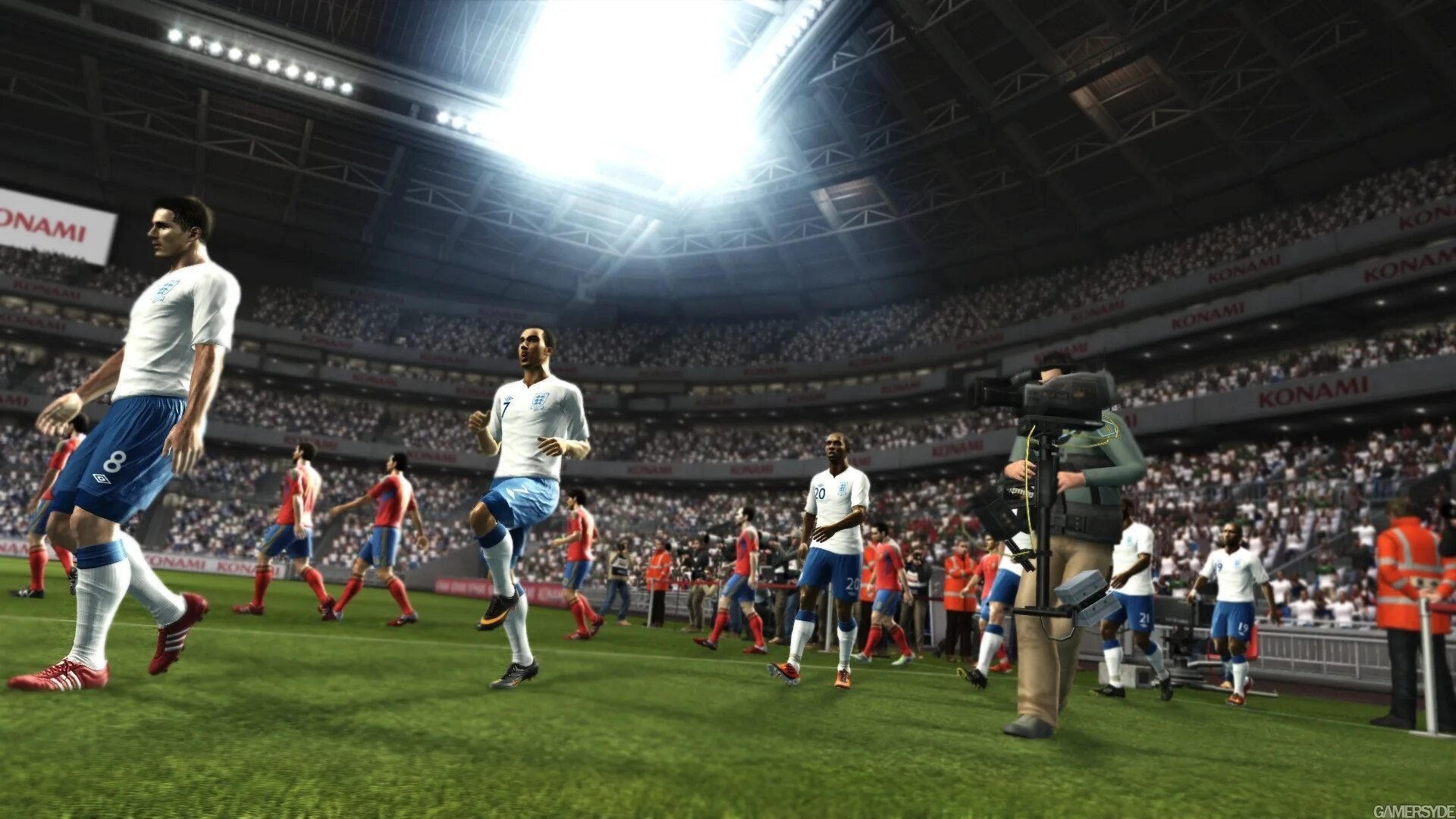 Pro Evolution Soccer 2012. PES 2012 Konami. PES 2012 игр. Pro Evolution Soccer 7.