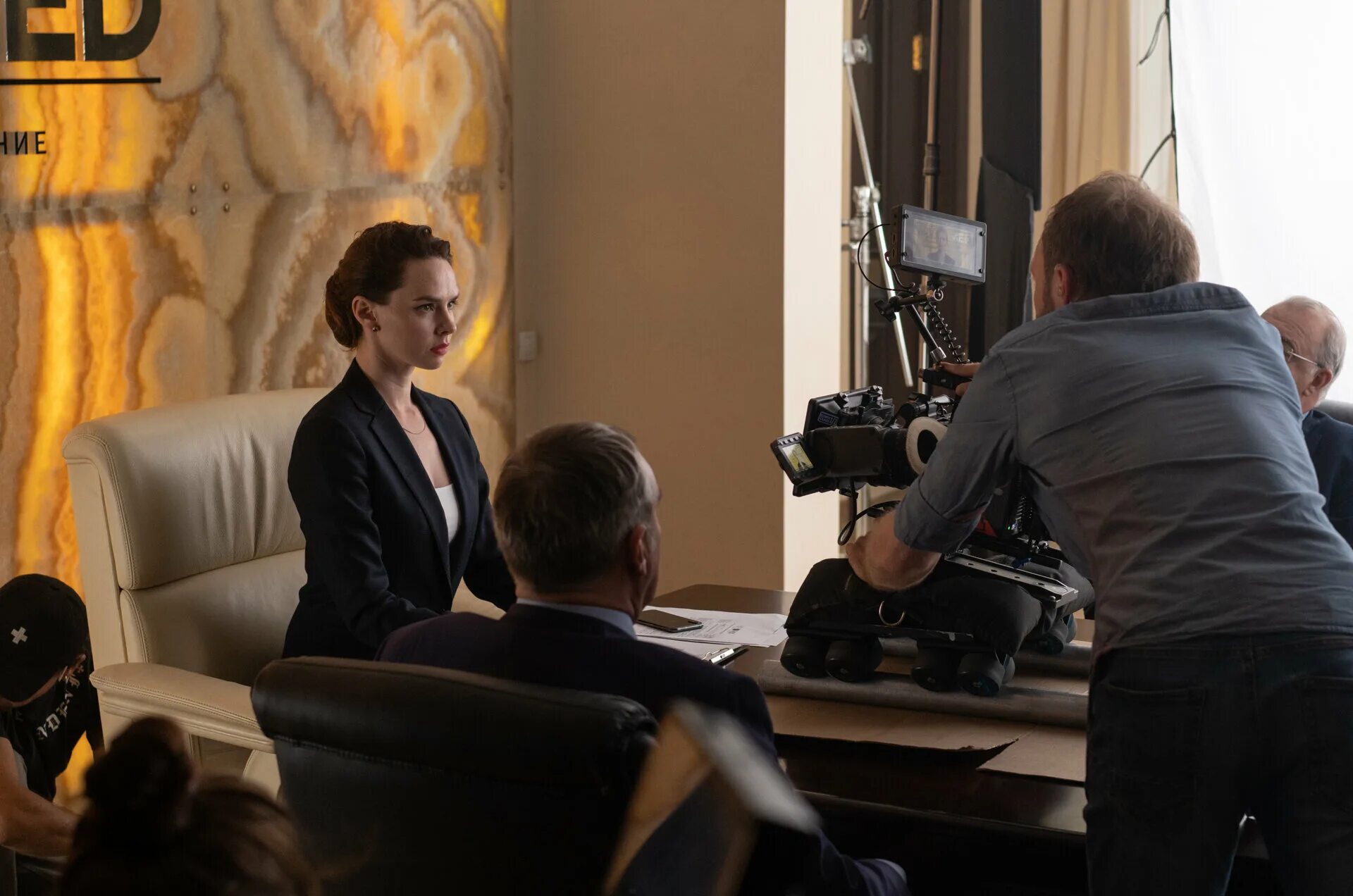 знахарь 2 сезон одержимость 2021. даниил страхов знахарь 2. сериал знахарь 2 даниил страхов. сериал знахарь 2 одержимость. знахарь 2 со страховым.