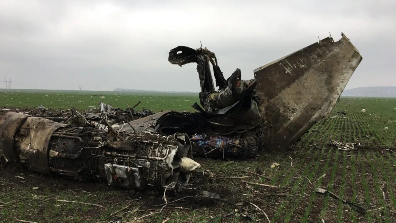Нато сбитый самолет. Су-24 ВСУ. Уничтоженные самолеты Украины. Подбитые самолеты на Украине.