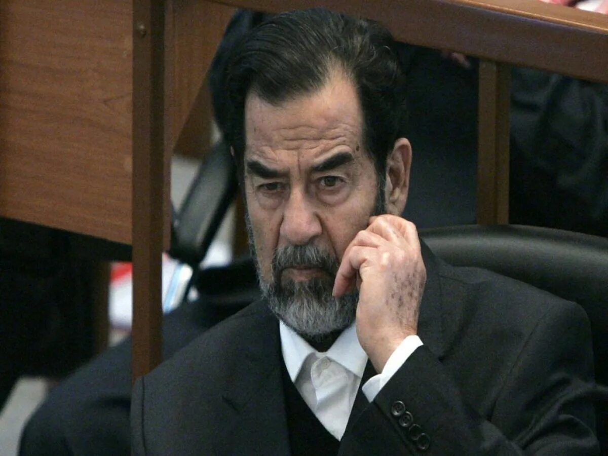 Саддам Хусейн. Саддам Хусейн фото.