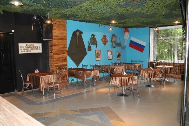 Кафе блиндаж волгоград. Кафе блиндаж волгоград на мамаевом кургане. Кафе блиндаж прохоровка меню. Кафе ресторан блиндаж. Кафе блиндаж волгоград.