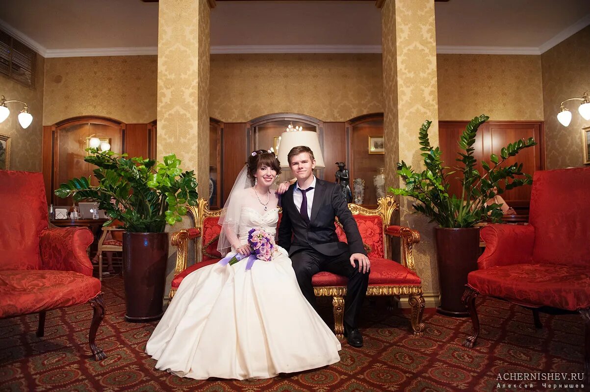 Дворец бракосочетания националь. Гостиница националь дворец бракосочетания. Гостиница националь москва загс. Гостиница националь свадьба. Националь загс фото.