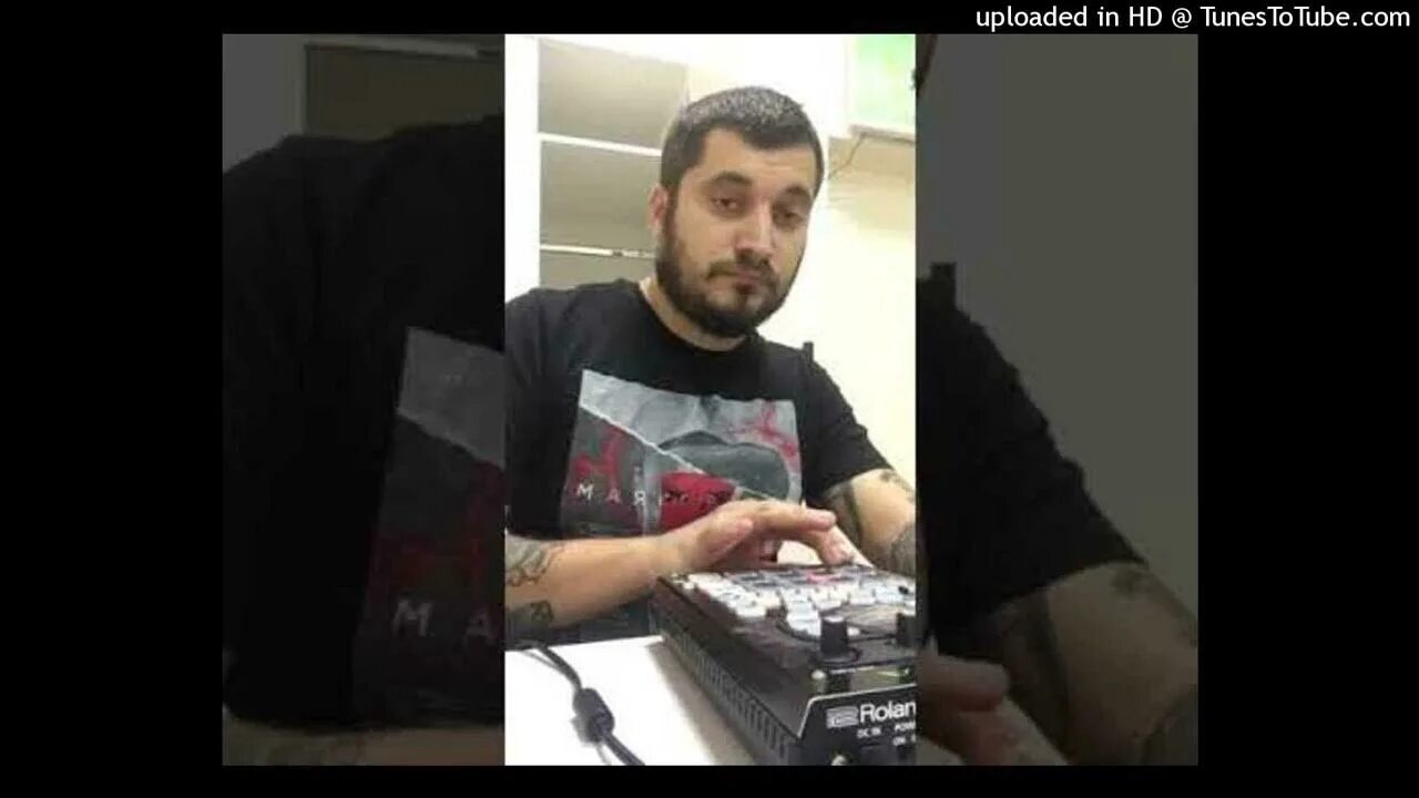 Первая песня паши техника. Биты Паши техника.