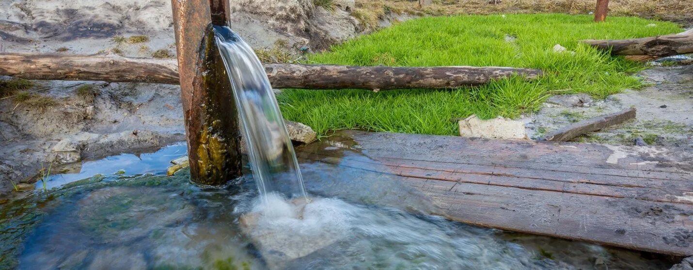 Water ground. Вода под угрозой. groundwater ecology. groundwater photo.