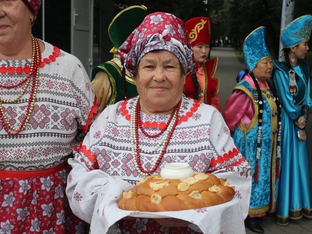 Одежда горно алтайск. Дом культуры Горно-Алтайск.