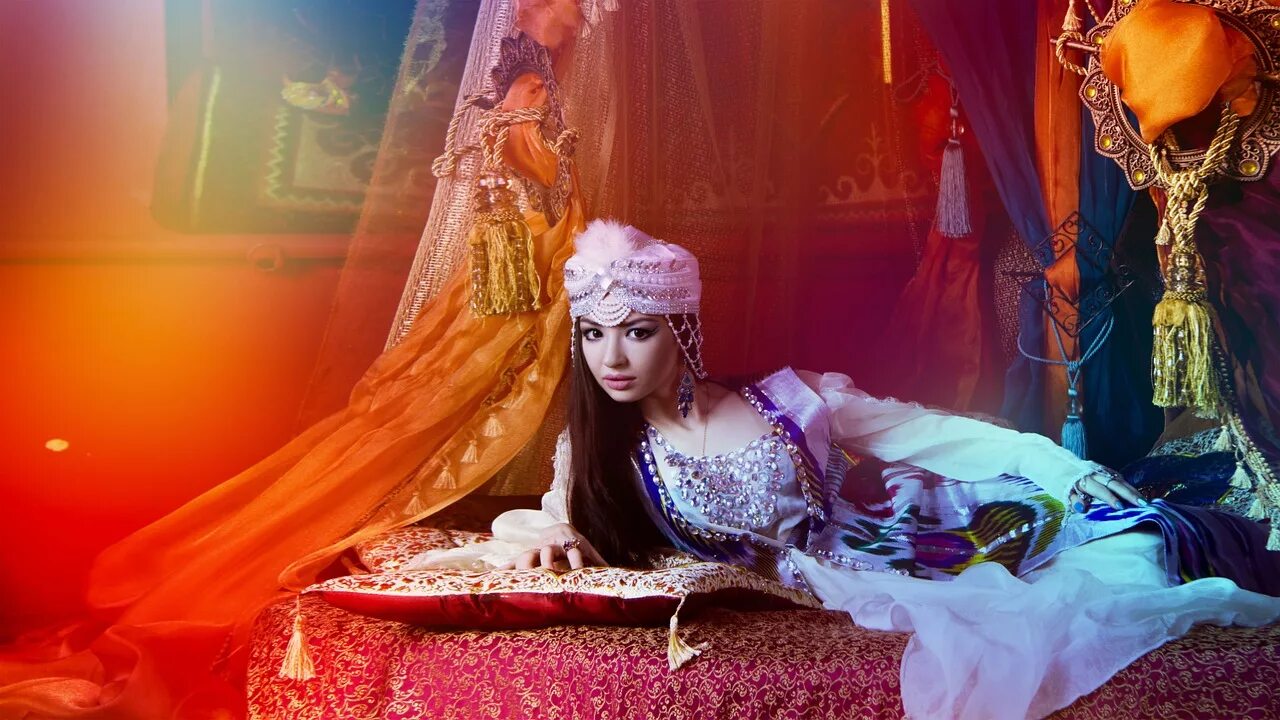 Красивые арабские девушки. 1000 и 1 ночь шахерезады. Восточные искушения. Восточная красавица. Восточные искушения.