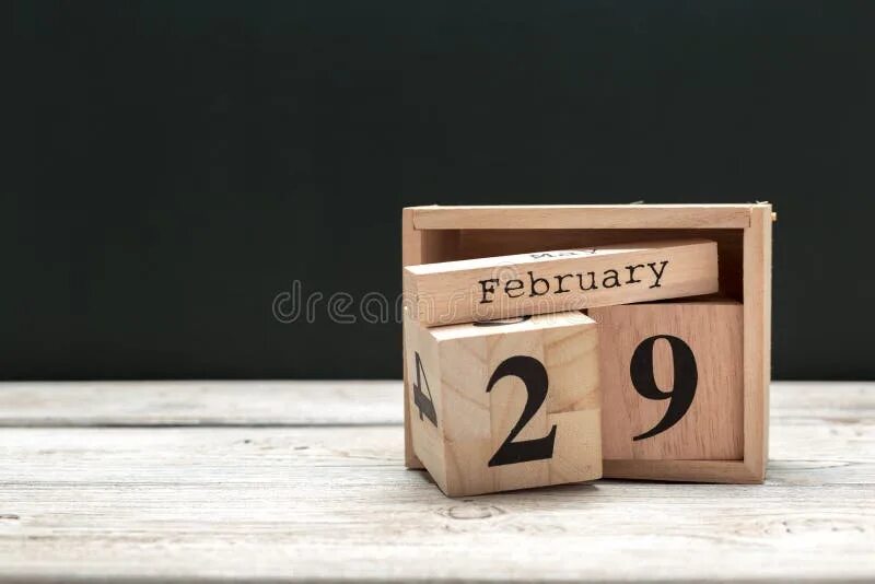Как называется 29 февраля. 29 февраля. 29 fevral. 29 февраля праздник. февраль високосный год.