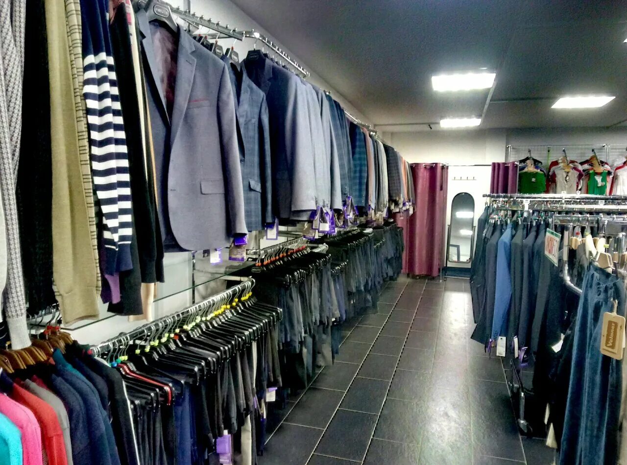 магазин панорама одежда. кингсман магазин в махачкале. магазин панорама одежда. интерьер магазина панорама. магазин панорама одежда.