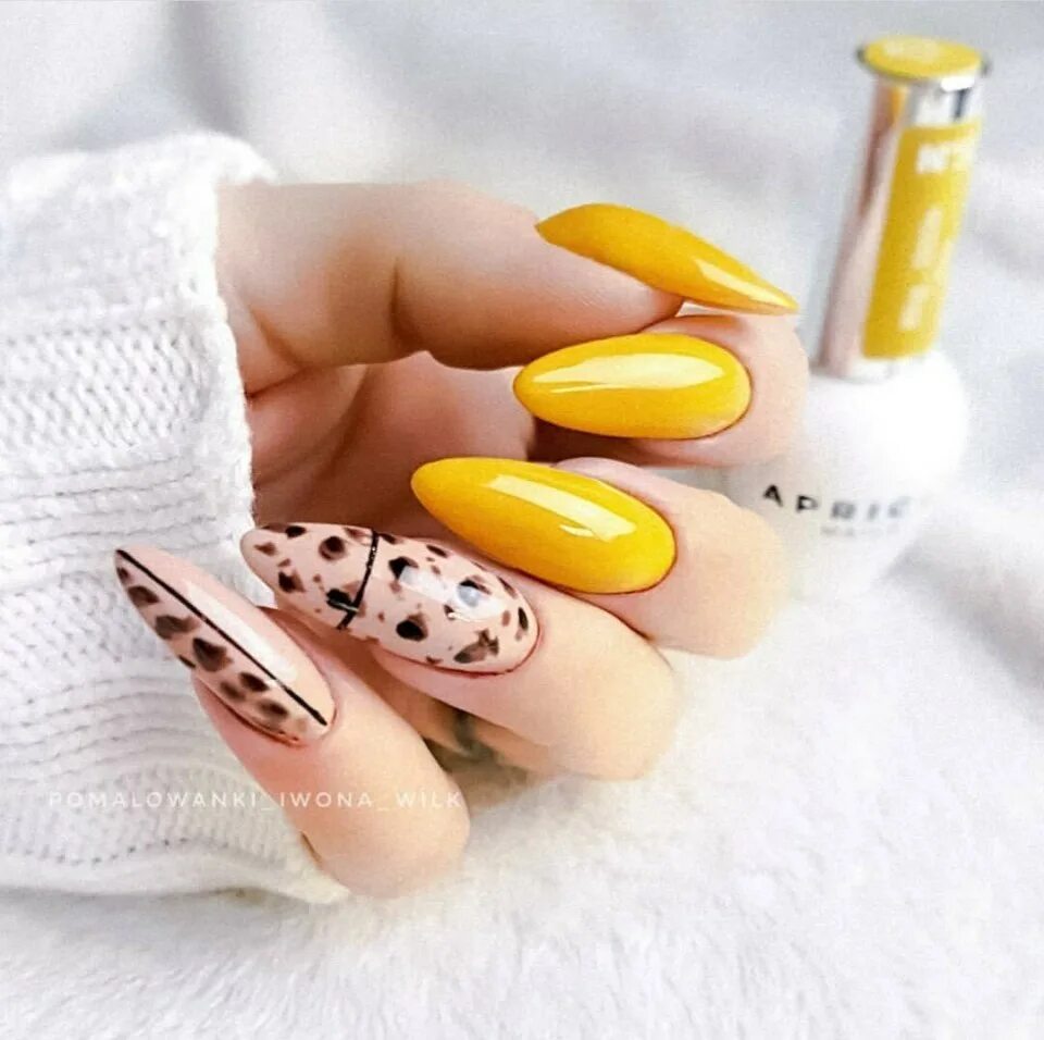 Летний маникюр с фруктами. Гель лак цвет манго. Маникюр с оранжевым цветом. Маникюр мохито. Маникюр манго.