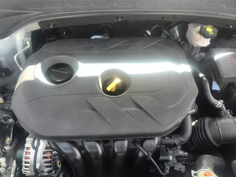 Крышка двигателя крета 2.0. Hyundai creta декоративная крышка двигателя 2.0. hyundai creta 2025 года двигатель 2.0 крышка двигателя. крышка двигателя hyundai creta 2.0 2025 года.