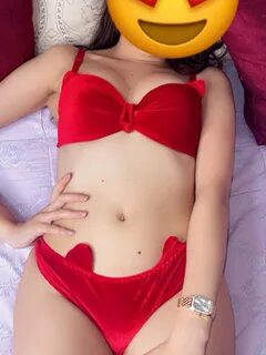 Nada_Napoli's Sexy Photos and Nude Pics superchatlive