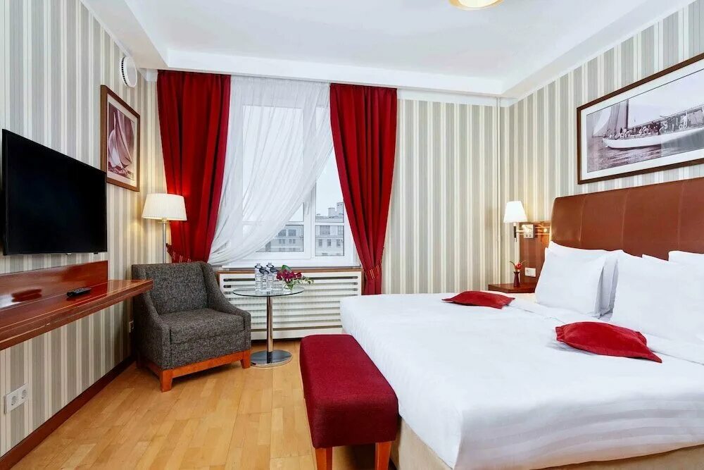 бридж отель санкт петербург васильевский. отель solo sokos palace bridge. соло сокос санкт петербург. соло сокос палас бридж санкт-петербург. соло сокос палас бридж санкт-петербург.