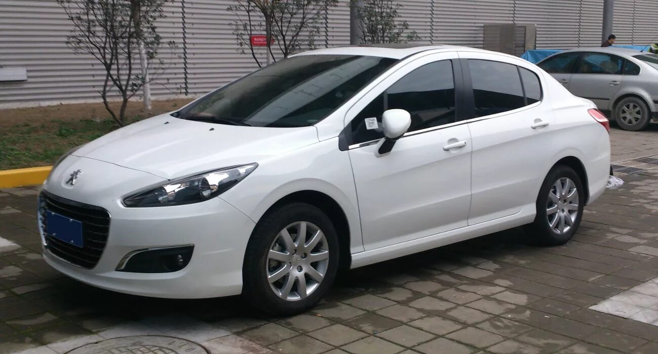 Peugeot 308 2021 седан. Пежо 308 2017 года седан. Пежо 308 седан 2015. Пежо 308 седан 2011. Peugeot 308 2013.