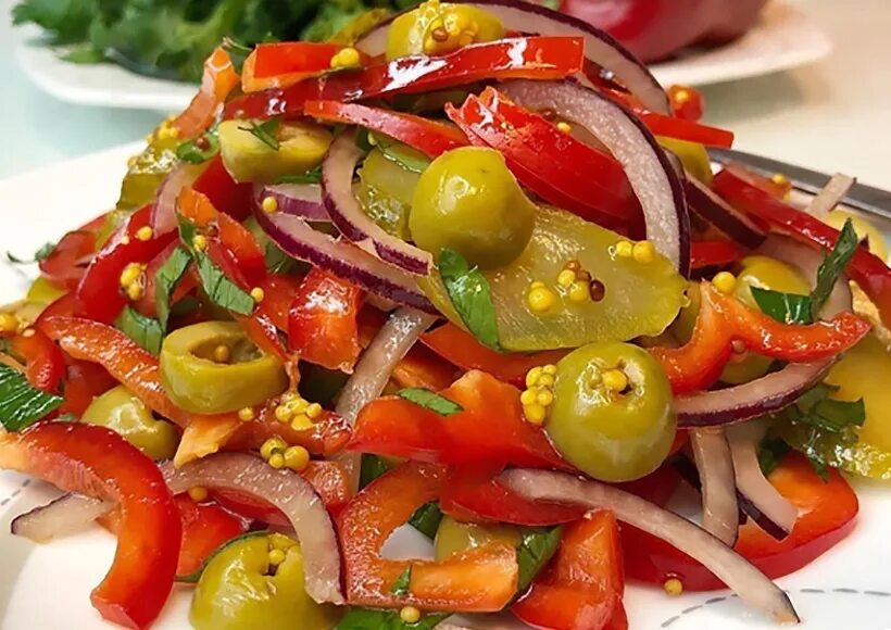 Салаты из перца с овощами
