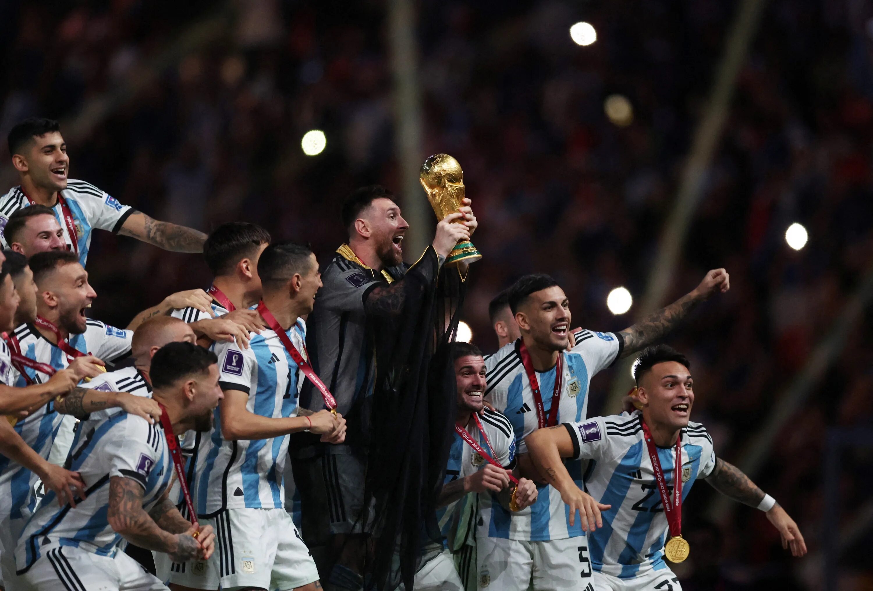 Лионель Месси обладатель Суперкубка Франции: 2022. Аргентина Франция 2022 финал. Сборная Аргентины 2022.