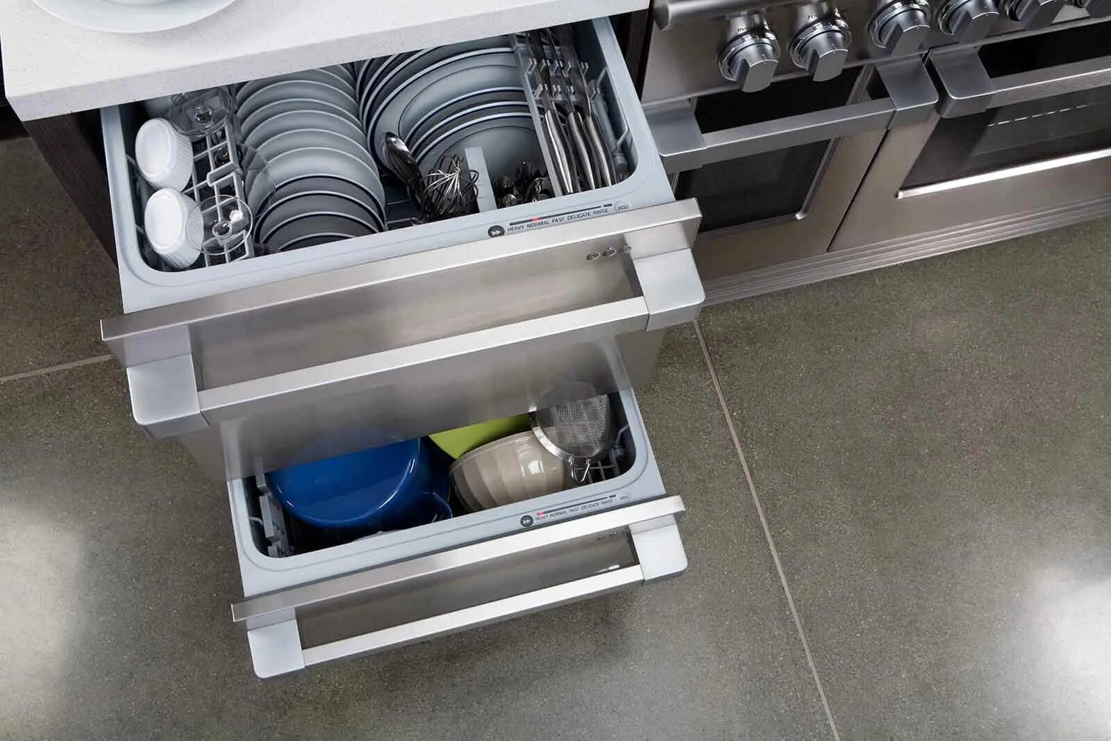 Посудомоечная мойка. Посудомоечная под раковину. Сдсп. Kitchen dishwasher раковина. Компактная посудомойка под раковину.