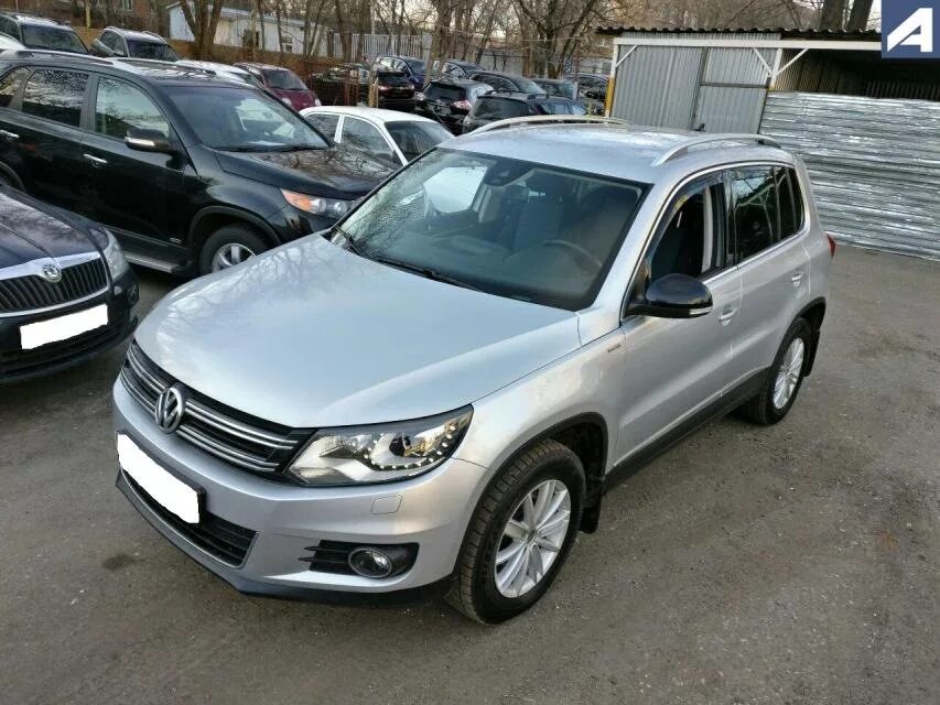 Tiguan club. Фольксваген поло тигуан. Тигуан 2010 года белый цвет максимальная комплектация спорт и стайл. Tiguan club. Tiguan club.