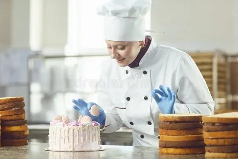 Опытный кондитер может выполнить