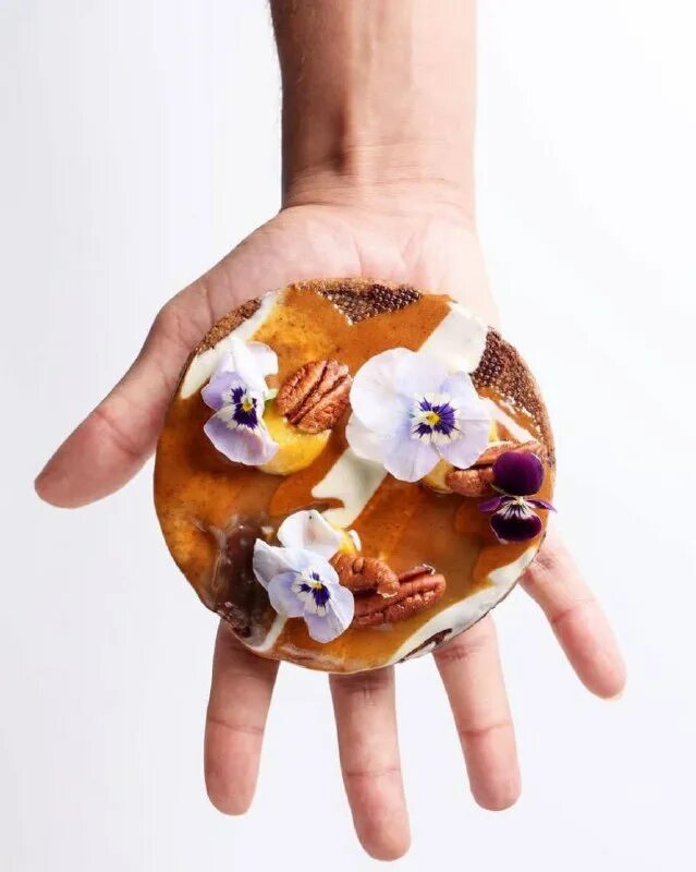 кухня. александр трофименков кондитер. профессия повар кондитер. ренат агзамов. язид ичемрахен.