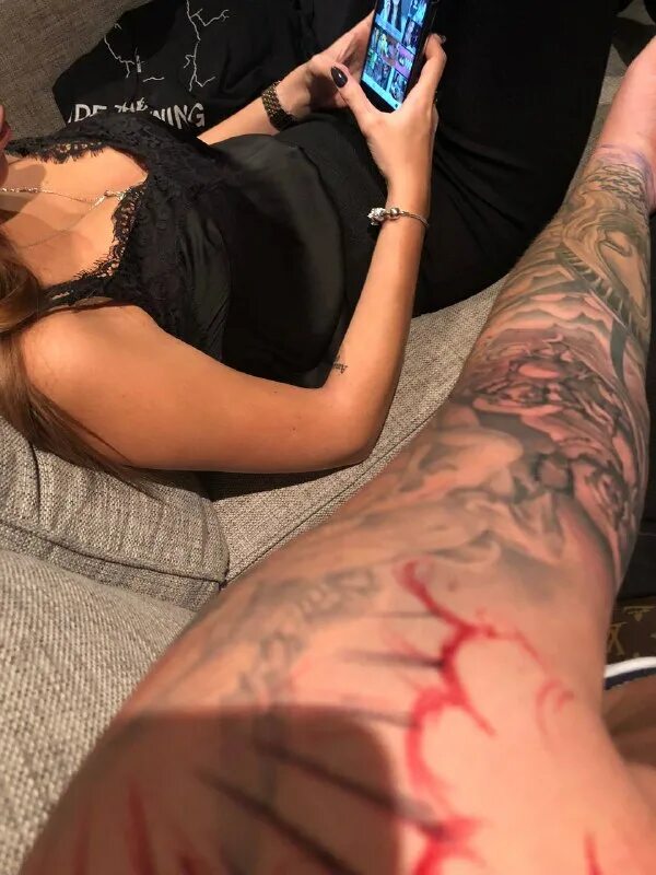 Селеба это. Селеба это. Vlad litvinov блоггер. Селеба это. Известные блогеры с зубами.