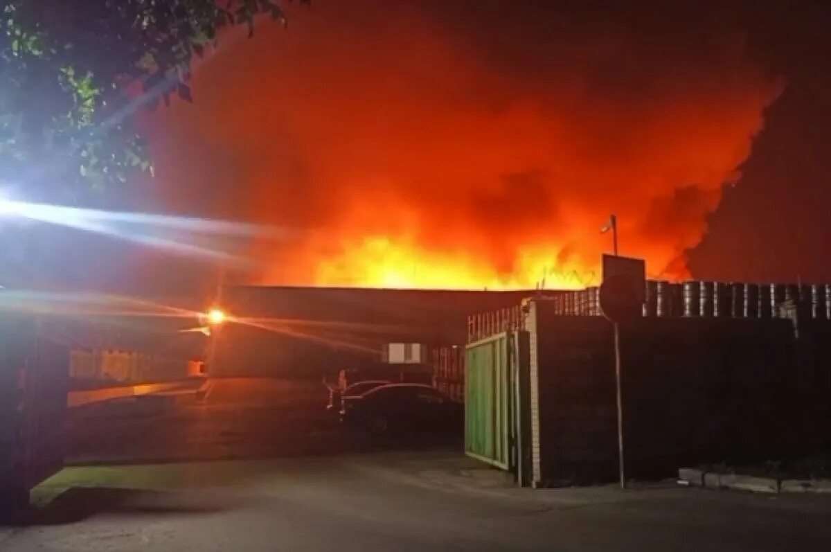 Пожары. Огонь пожар. Город горит. Пожар на АЭС. Взрыв час назад