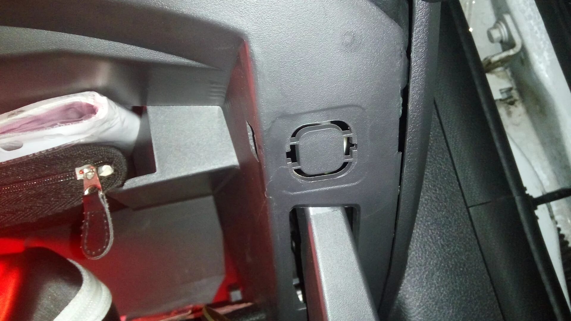 Substituindo os suportes do motor Ford Focus 3