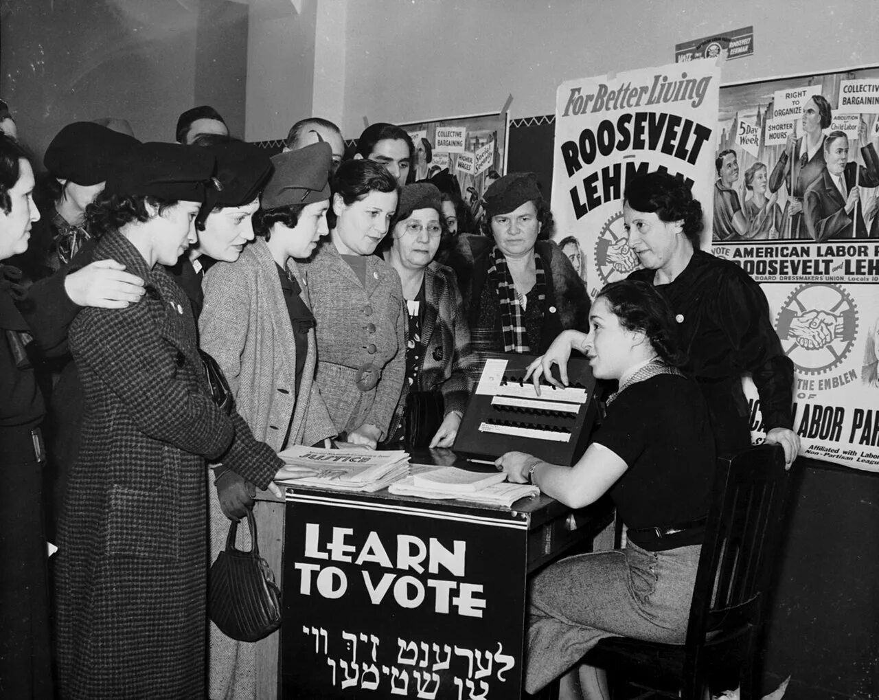 Прогрессивная партия сша. Выборы сша 1920. избирательные права женщин. партии америки в 1920. женщины голосуют.
