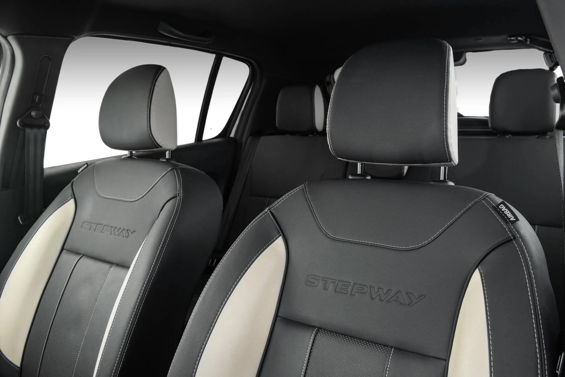 Авточехлы на сандеро степвей 2. Чехлы на рено сандеро степвей 2. Чехлы автомобильные рено степвей. Чехлы на рено логан степвей. Чехлы рено степвей 2014.