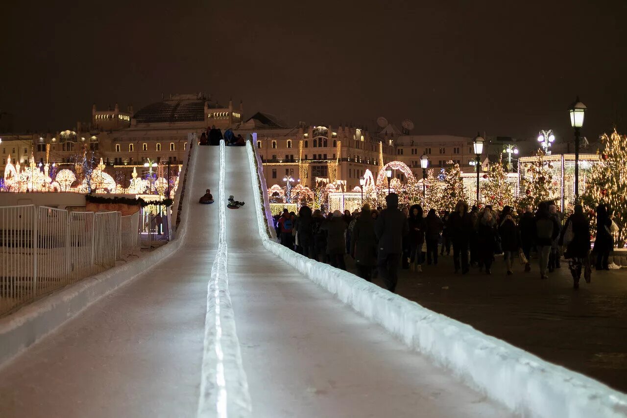 Погуляем сегодня вечером. Вечерние развлечения в Москве. Прогулка по центру Москвы. Где можно погулять в Москве. Вечерние прогулки в Москве куда сходить.