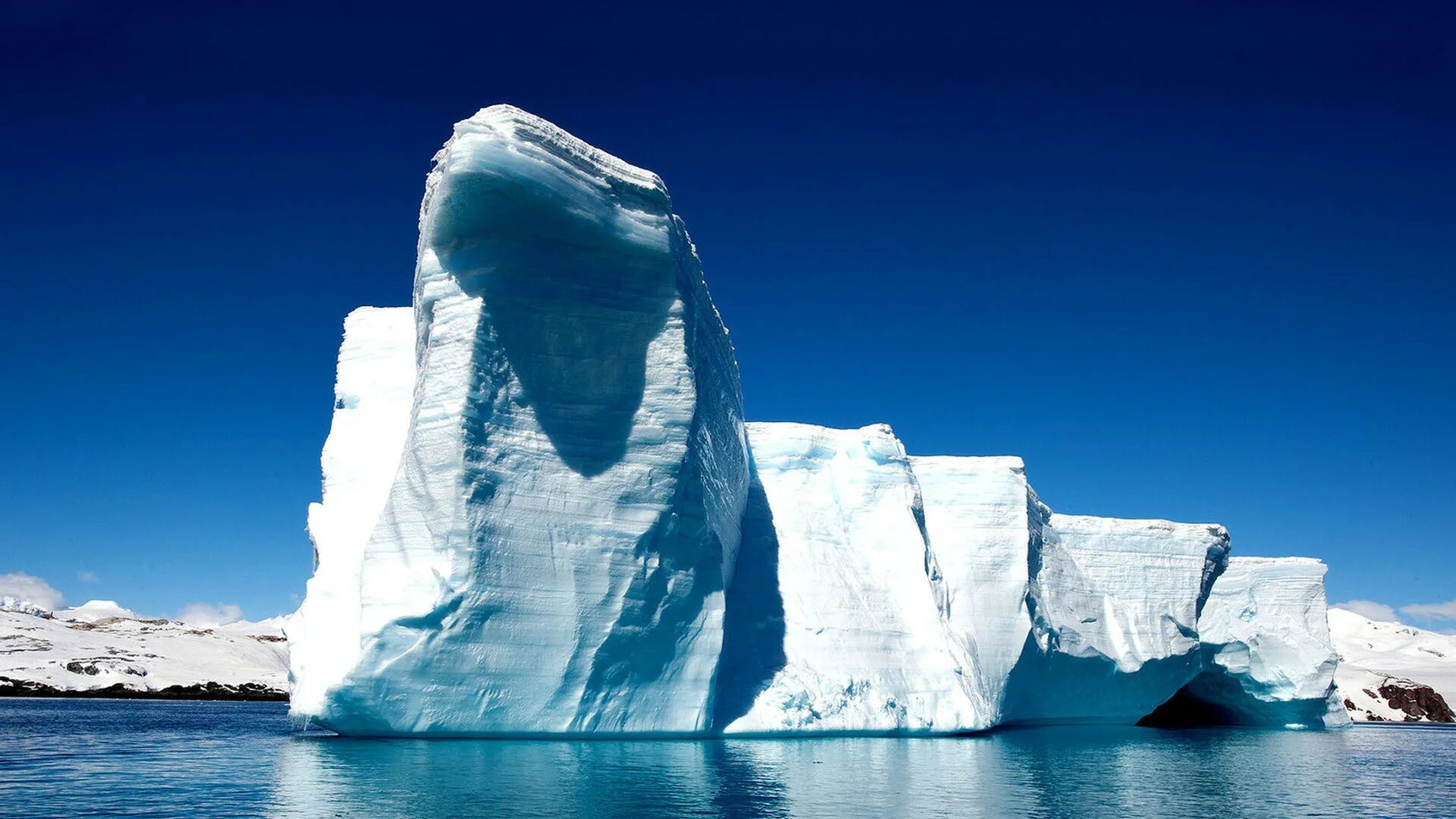 Айсберги Антарктиды. Антарктида (материк) айсберги. Ледники и айсберги. Айсберг b-15.