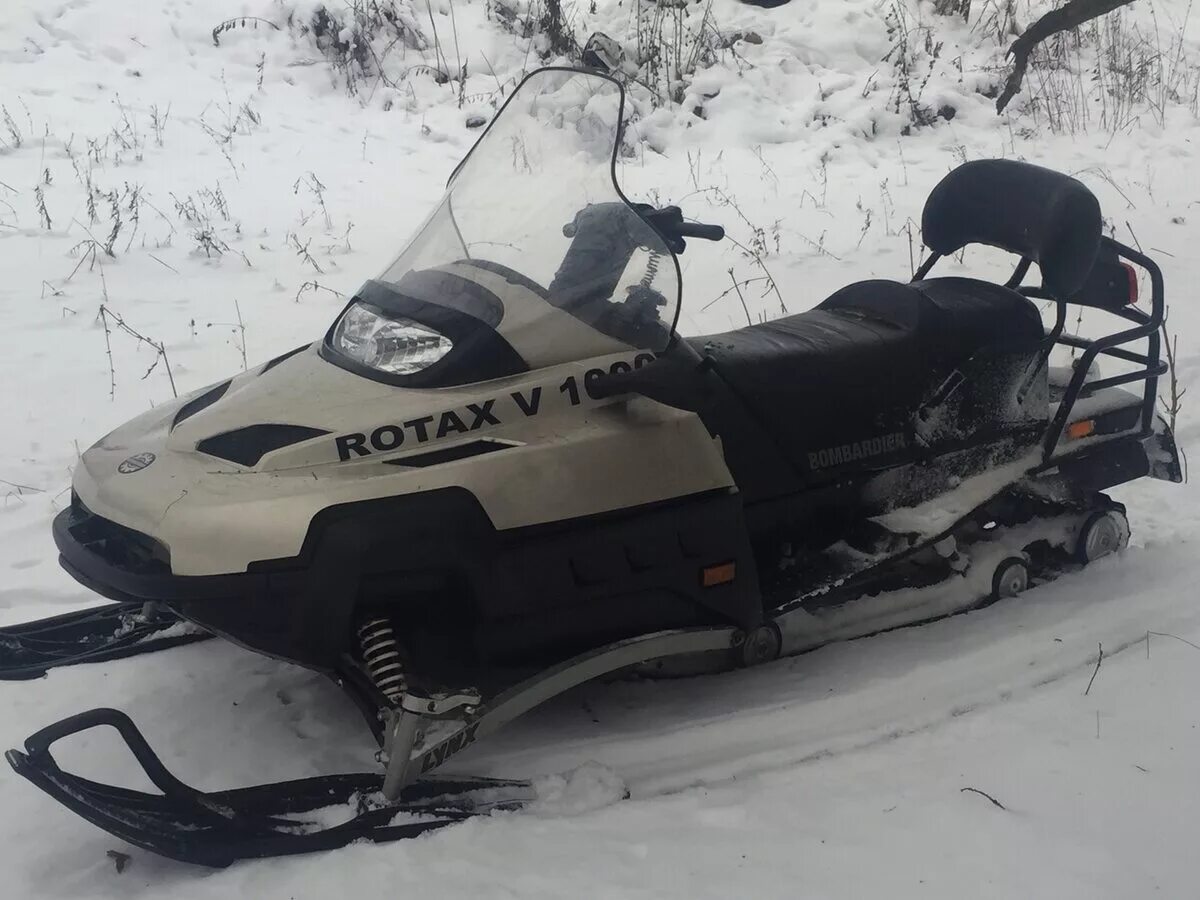 Купить снегоход б у в россии. BRP Ski-Doo Expedition 1300. BRP 1300 Expedition. Снегоход BRP Ski Doo Expedition 1300 мотор. BRP Ski-Doo 1300 Expedition габариты.