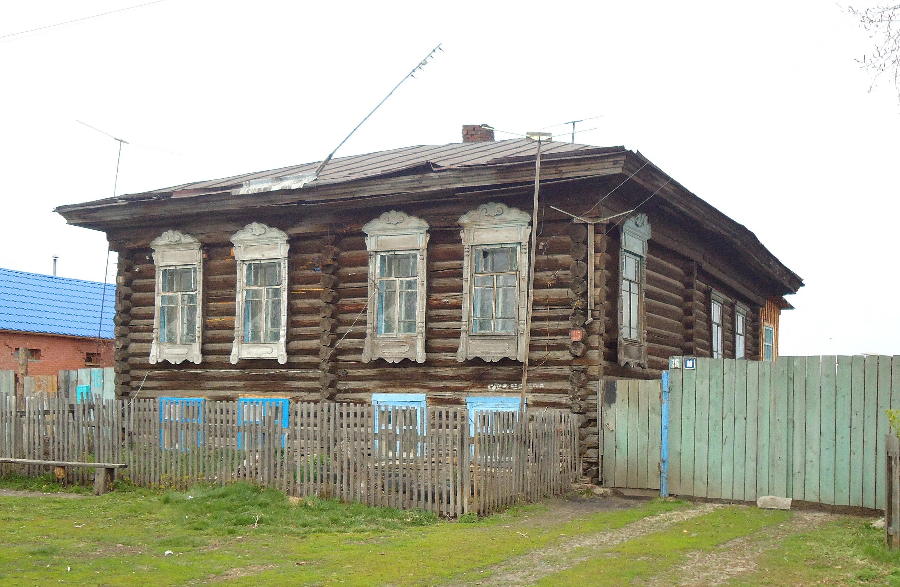 дом купца жернакова в колывани. колывань деревня. колывань нсо. скала храм колыванский район. александро невский монастырь колывань.