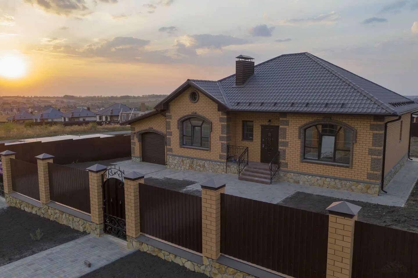 Дома от застройщика в белгороде. Белгород поселок дубовое. дубовое белгород коттеджи. п. дубовое, ул. широкая 2в грасс. дома в дубовом белгород.