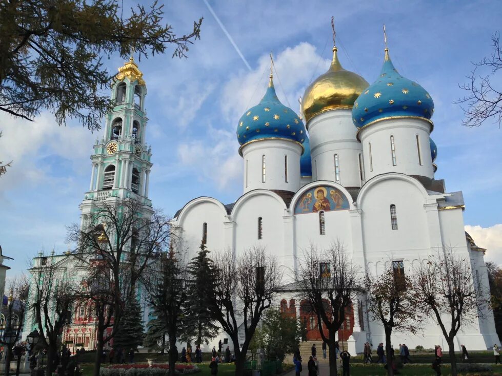 Троицкая сергиева лавра где. Свято Троицкий храм Сергиев Посад. Свято Троицкая Лавра Сергия Радонежского. Троице Сергиев монастырь Сергия Радонежского.