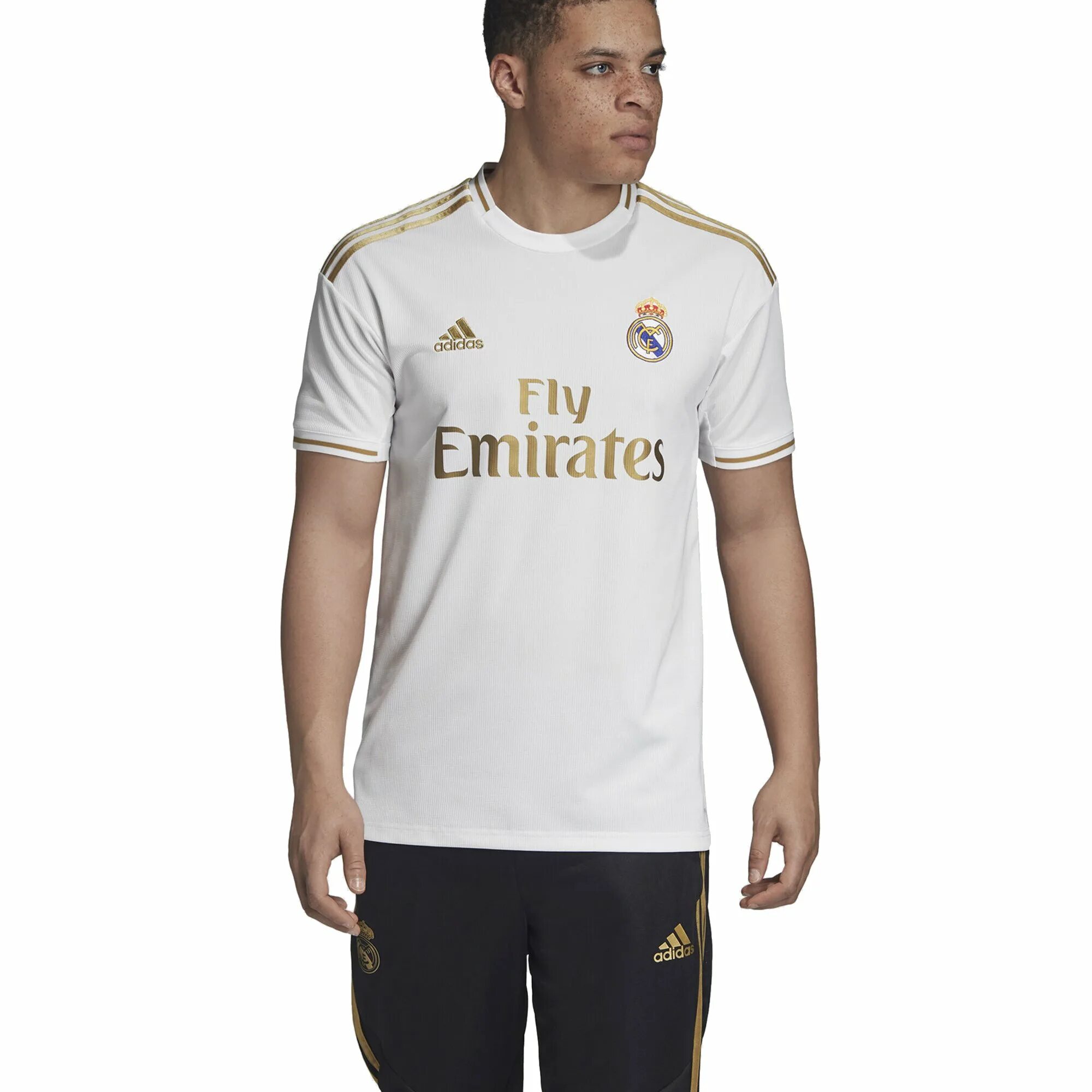 Футболка adidas real Madrid. Футболки Реал Мадрид адидас 2019. Fly Emirates real Madrid майка. Белая форма Реал Мадрид.