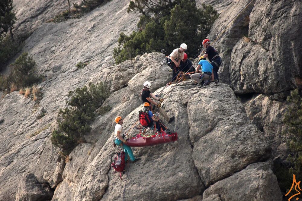 Петербург город решений ведущая. Гора чотча домбай. Восхождение на гору. Вид с вершины. Северный кавказ домбай.