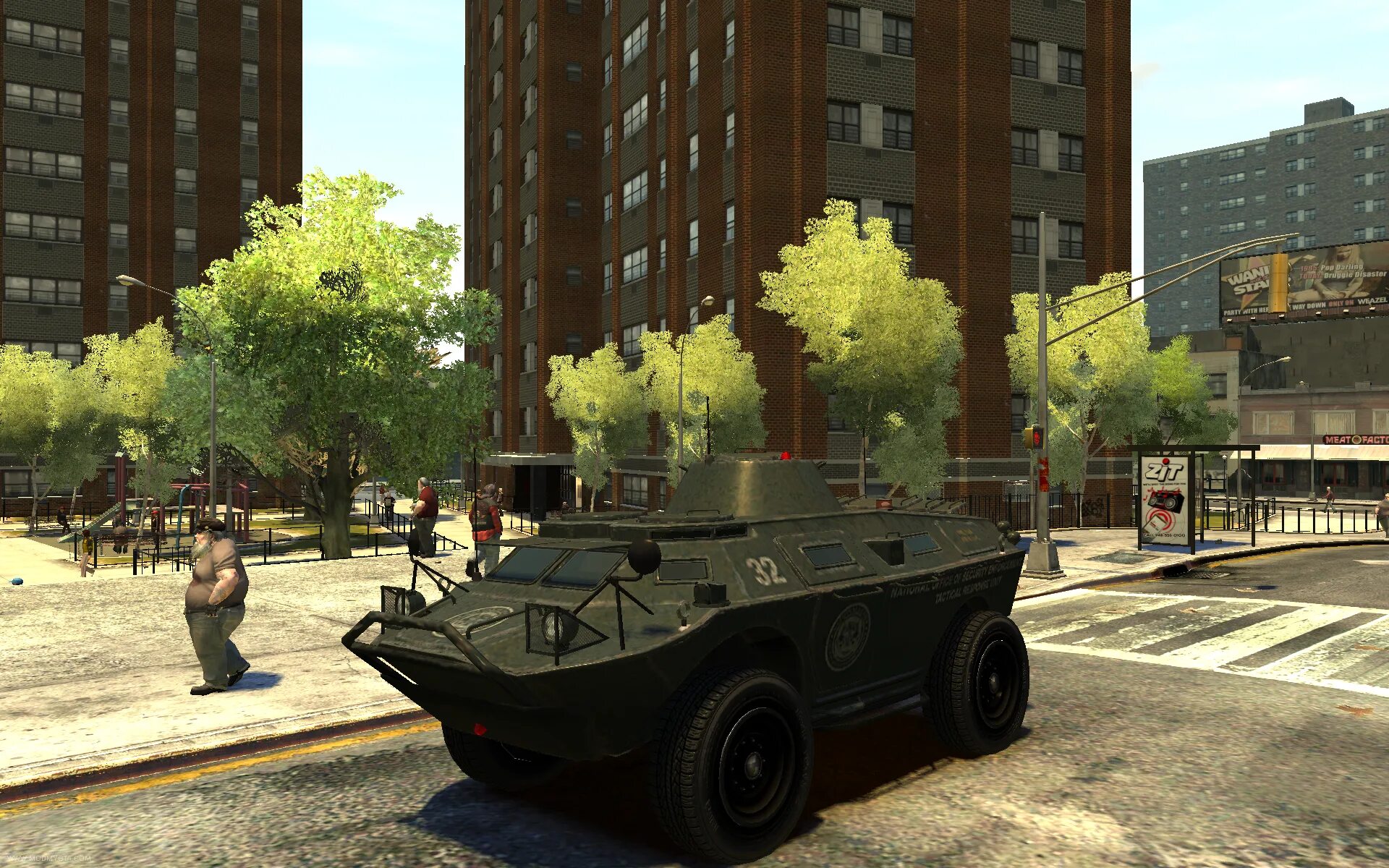 Игры танк гта. GTA IV Tank. GTA 4 APC. БТР ГТА 4. GTA Grand Theft auto 4.